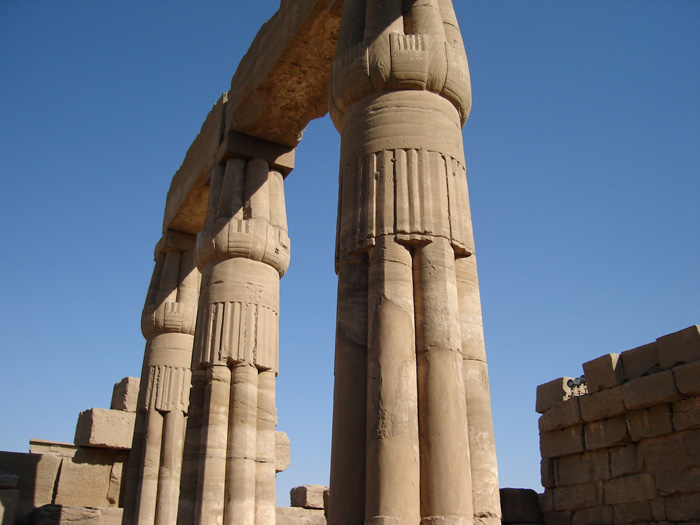 Full day Tour in Luxor (East & West)